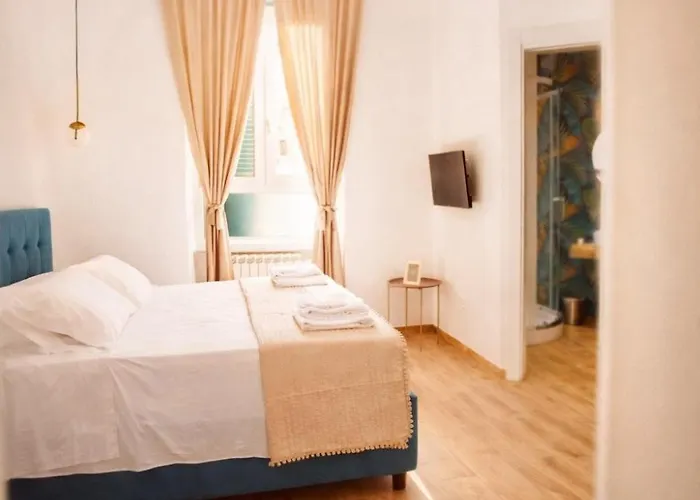 Dimora Diaz 4* 나폴리