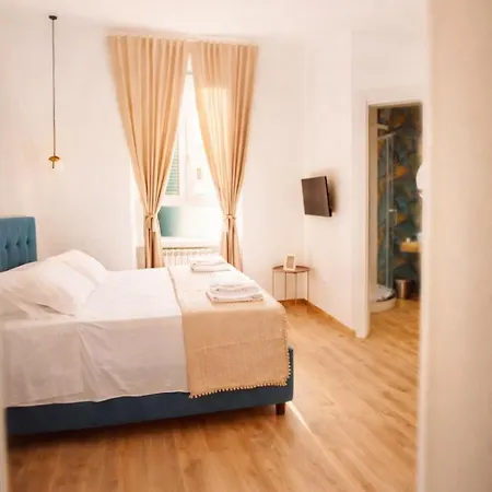 Dimora Diaz 4* Nápoly